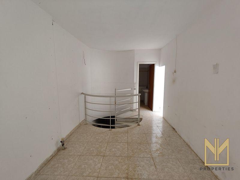 Photo 11,Πισίνα,ΠΏΛΗΣΗ,Επαγγελματικό,Κατάστημα,204τ.μ,€320,000,Σαρωνίδα
