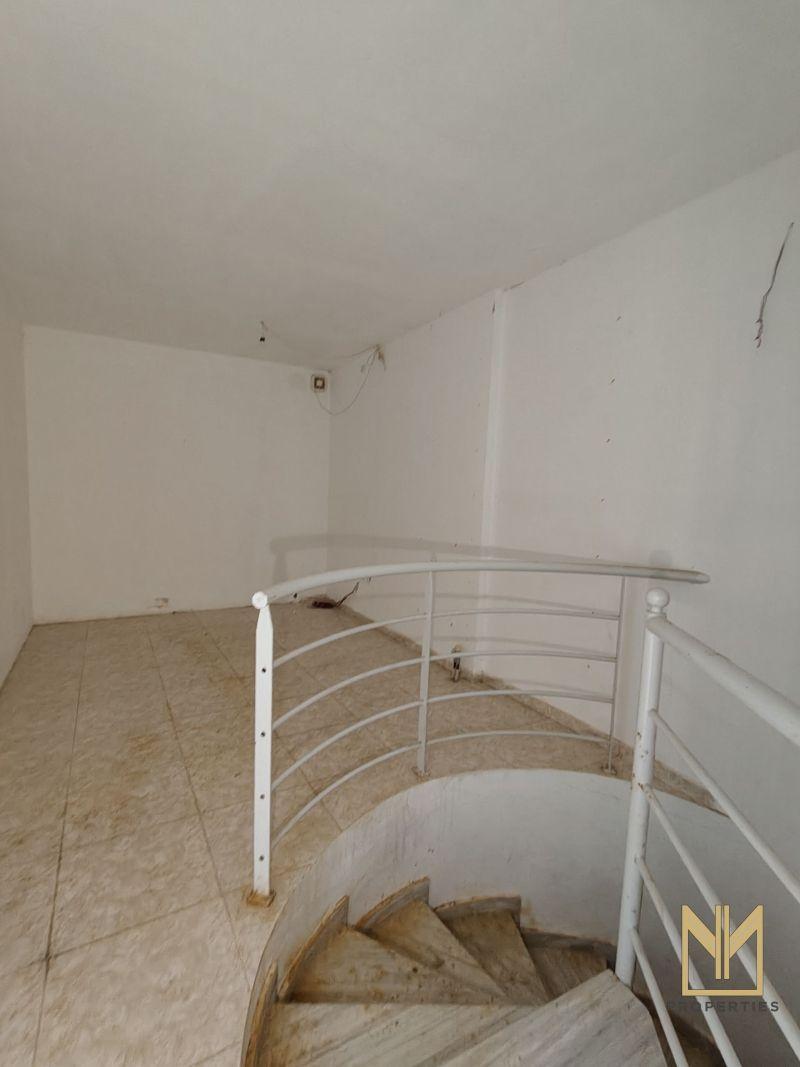 Photo 17,Πισίνα,ΠΏΛΗΣΗ,Επαγγελματικό,Γραφείο,204τ.μ,€320,000,Σαρωνίδα