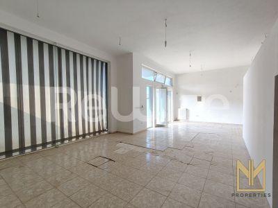 Photo 19,Πισίνα,ΠΏΛΗΣΗ,Επαγγελματικό,Γραφείο,204τ.μ,€305,000,Σαρωνίδα