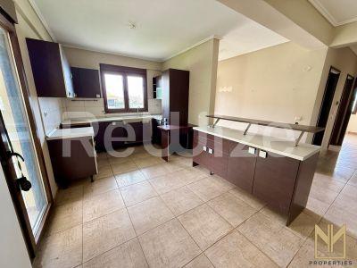 Photo 4,Σαλόνι,ΠΏΛΗΣΗ,Κατοικία,Μονοκατοικία,180τ.μ,€110,000,Βεργίνα