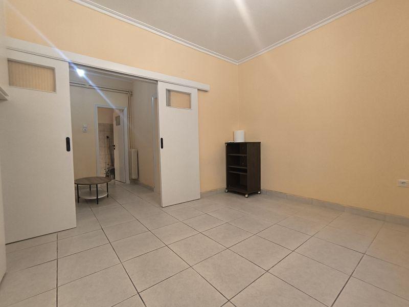 Photo 3,Σαλόνι,ΕΝΟΙΚΊΑΣΗ,Κατοικία,Διαμέρισμα,35τ.μ,€380,Κυψέλη
