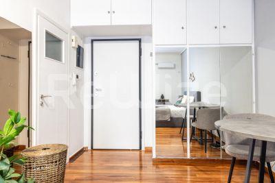 Photo 8,Σαλόνι,ΕΝΟΙΚΊΑΣΗ,Κατοικία,Διαμέρισμα,30τ.μ,€700,Κολωνάκι