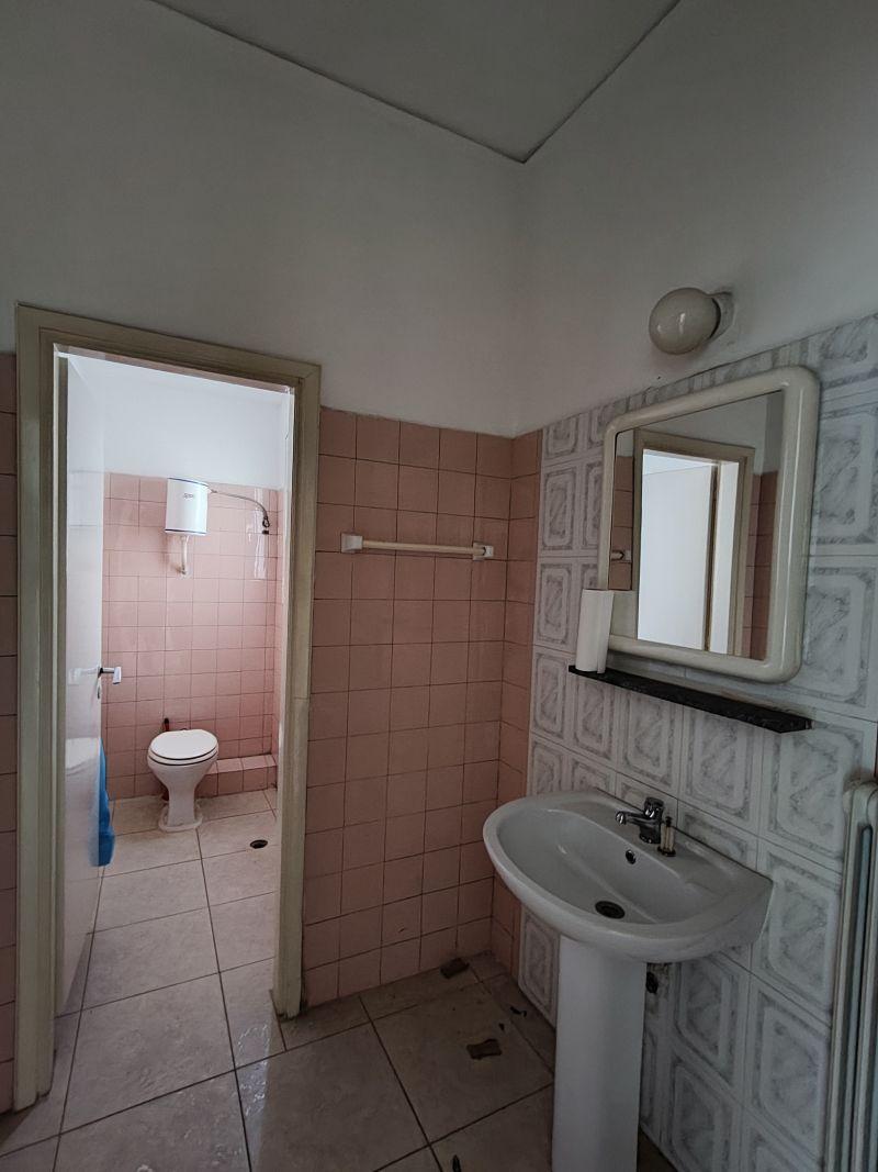 Photo 6,Πισίνα,ΕΝΟΙΚΊΑΣΗ,Επαγγελματικό,Γραφείο,86τ.μ,€540,Ομόνοια