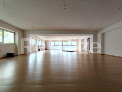 Photo 1,Πισίνα,ΠΏΛΗΣΗ,Επαγγελματικό,Γραφείο,240τ.μ,€620,000,Παλαιό Φάληρο